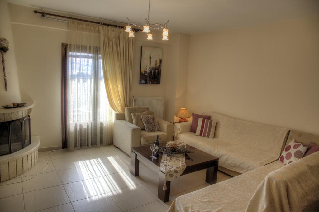 Venetiko Villas Návpaktosz Szoba fotó